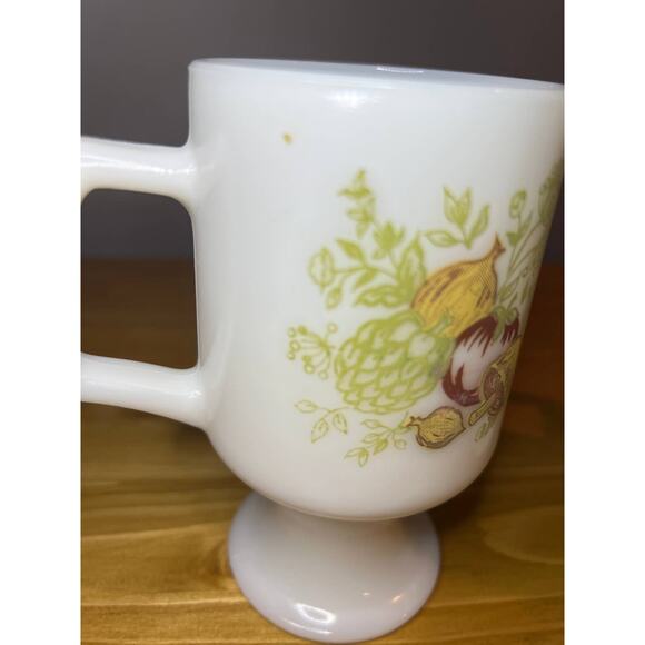 Vintage Milk Glass Coffee Cups Pedestal Mushroom Vegetable Pattern 2 Cups - Picture 5 of 7